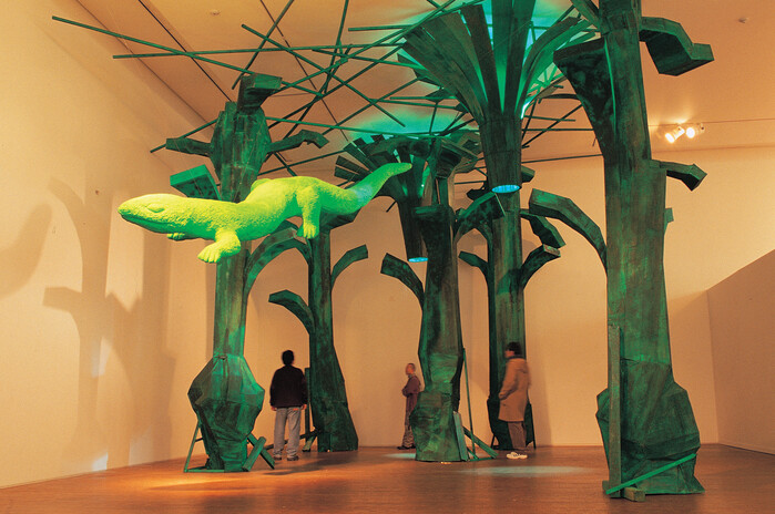 신현중 조각가... 세상의 전일성(全一性)에 대한 탐구